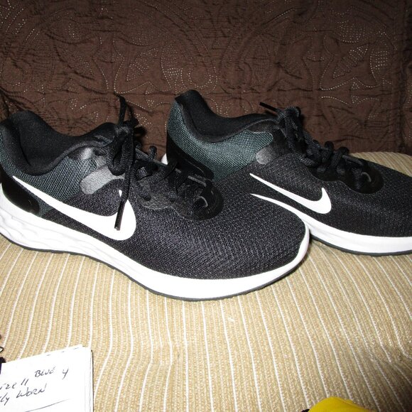 Nike  Mens shoes   size 9 - Picture 3 of 3